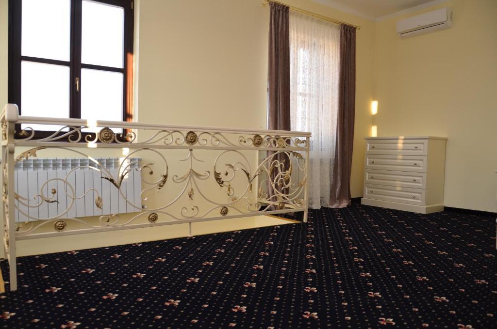 Chateau Royal Hotel Березовка Номер фото